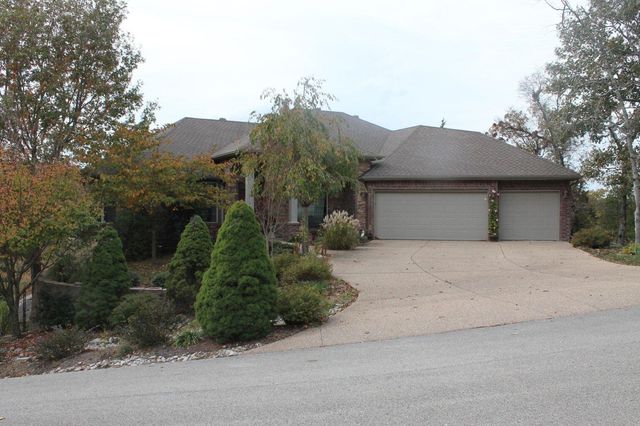 415 Silverwood Circle, Branson West, MO 65737