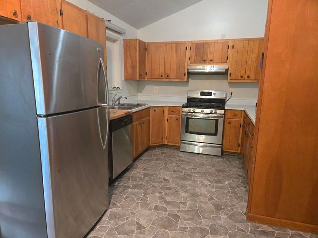 30 Sequoyah Ridge Road, Cherokee Village, AR 72529