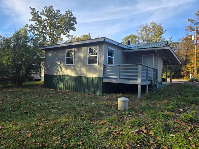 30 Sequoyah Ridge Road, Cherokee Village, AR 72529