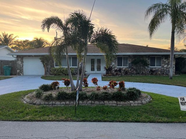 2631 SW 4th Street, Boynton Beach, FL 33435
