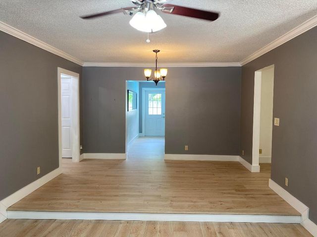 2631 SW 4th Street, Boynton Beach, FL 33435