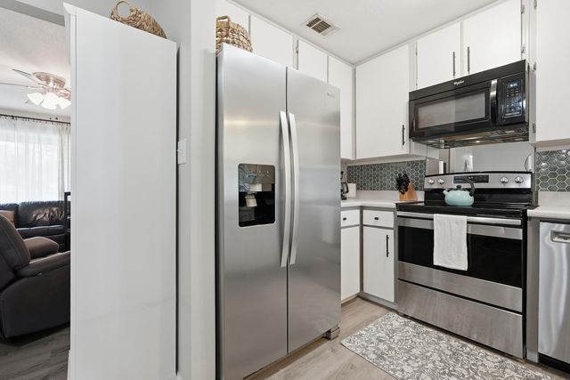 12 10th Street, Shalimar, FL 32579