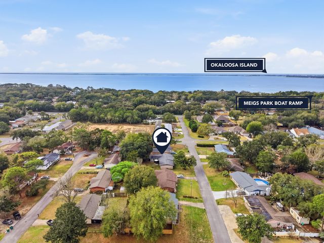 12 10th Street, Shalimar, FL 32579