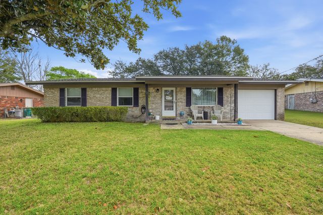 12 10th Street, Shalimar, FL 32579