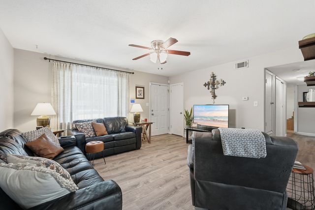 12 10th Street, Shalimar, FL 32579