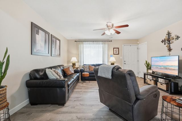 12 10th Street, Shalimar, FL 32579