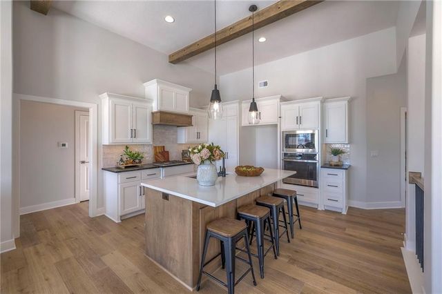 15309 W 173rd Terrace, Olathe, KS 66062