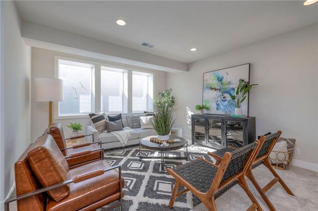 15309 W 173rd Terrace, Olathe, KS 66062