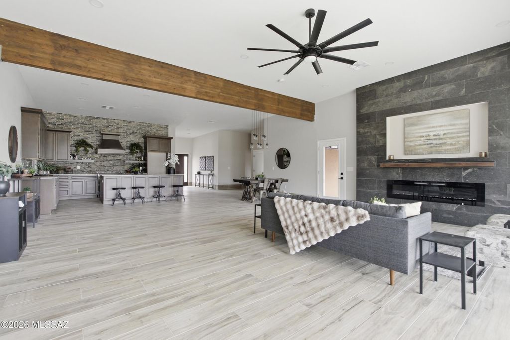 Image 15 of property listing at 18565 S Sonoita Highway, Vail, AZ 85641