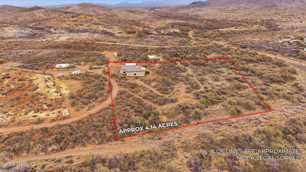 Image 2 of property listing at 18565 S Sonoita Highway, Vail, AZ 85641