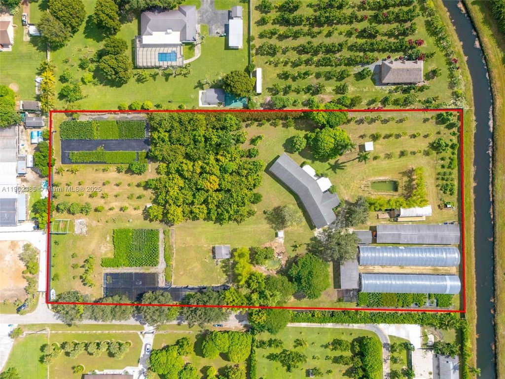 26715 SW 203rd Ave, Homestead, FL 33031