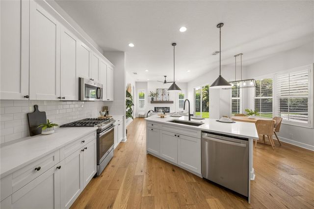 8275 BARTON FARMS BOULEVARD, Sarasota, FL 34240
