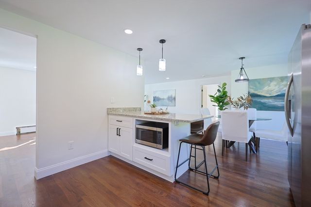 76 Belmont Rd, Leominster, MA 01453