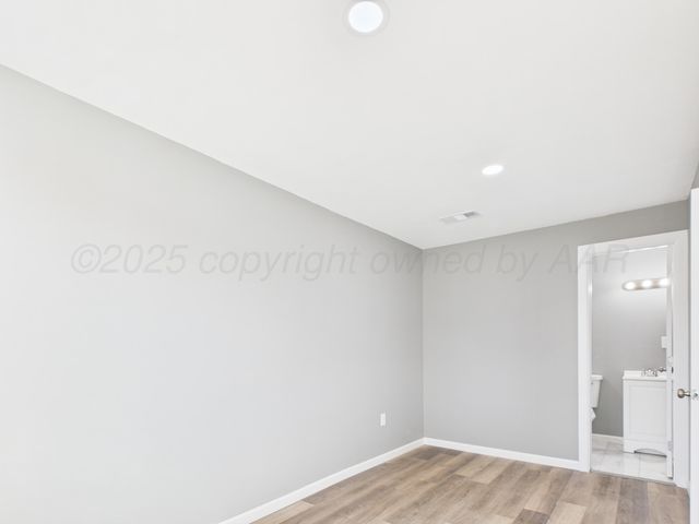 1100 E Kingsmill Avenue, Pampa, TX 79065