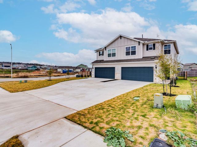 7209 Grenadine Bloom BND B, Del Valle, TX 78617