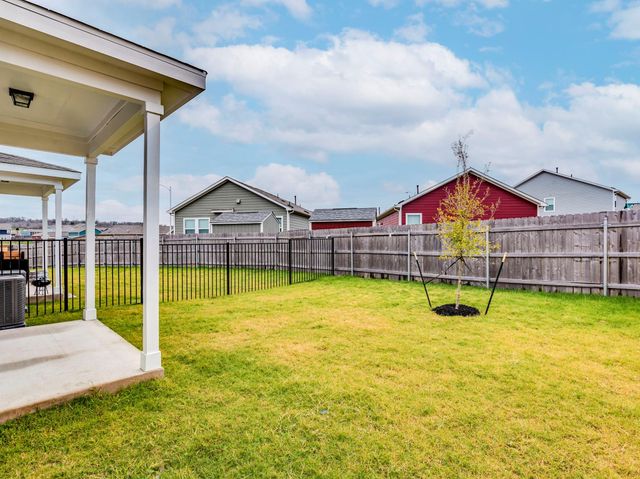 7209 Grenadine Bloom BND B, Del Valle, TX 78617