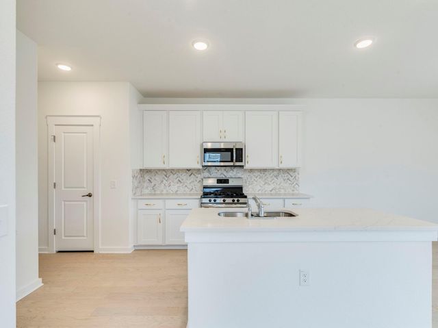 7209 Grenadine Bloom BND B, Del Valle, TX 78617