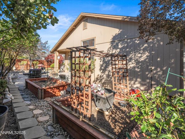 805 Sauvignon Drive, Reno, NV 89506