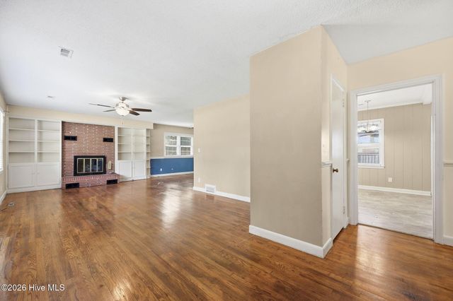 4919 Pinevilla Street, Grifton, NC 28530
