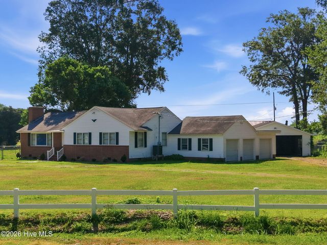 4919 Pinevilla Street, Grifton, NC 28530