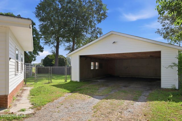 4919 Pinevilla Street, Grifton, NC 28530