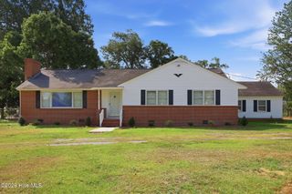 4919 Pinevilla Street, Grifton, NC 28530