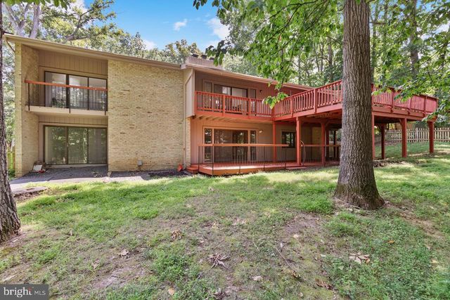 1404 WOLFTRAP RUN RD, Vienna, VA 22182