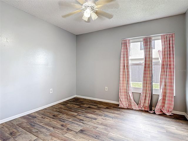 571 HUNTER CIRCLE, Kissimmee, FL 34758