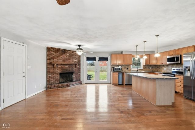 827 Country Lane, Anderson, IN 46013