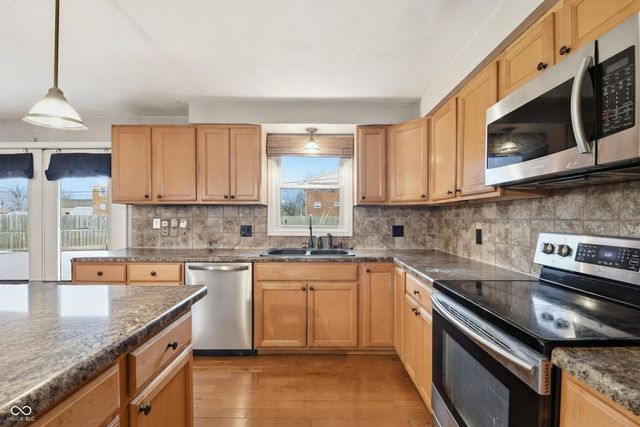 827 Country Lane, Anderson, IN 46013