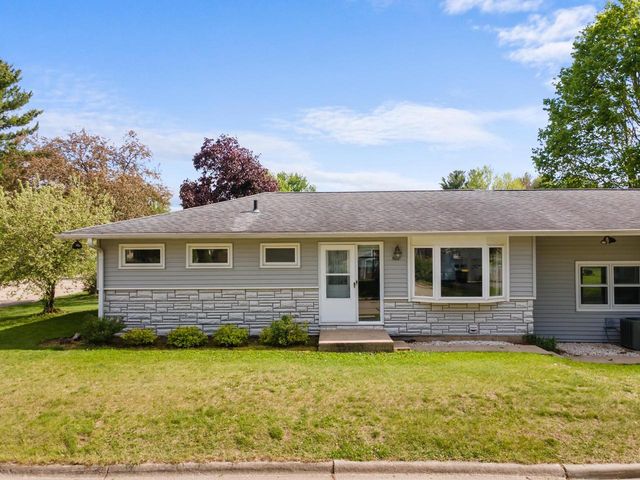 505 Walker Street, Mazomanie, WI 53560