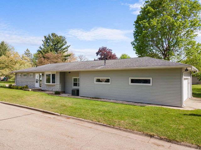 505 Walker Street, Mazomanie, WI 53560