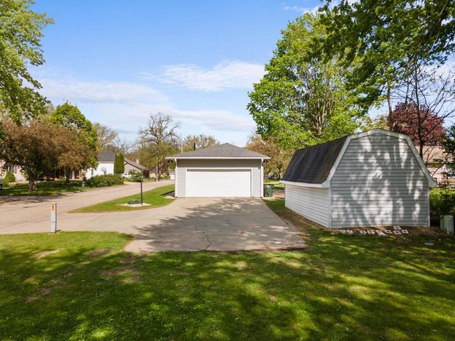 505 Walker Street, Mazomanie, WI 53560