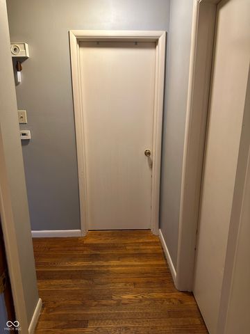 7 Chester Drive, Beech Grove, IN 46107