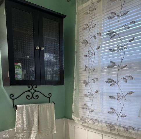 7 Chester Drive, Beech Grove, IN 46107