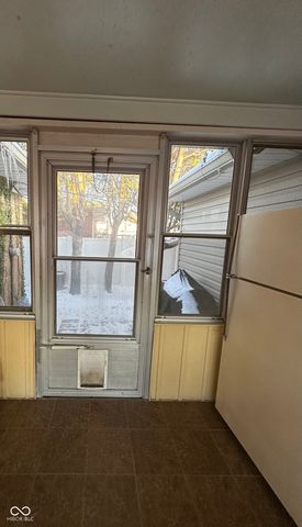 7 Chester Drive, Beech Grove, IN 46107