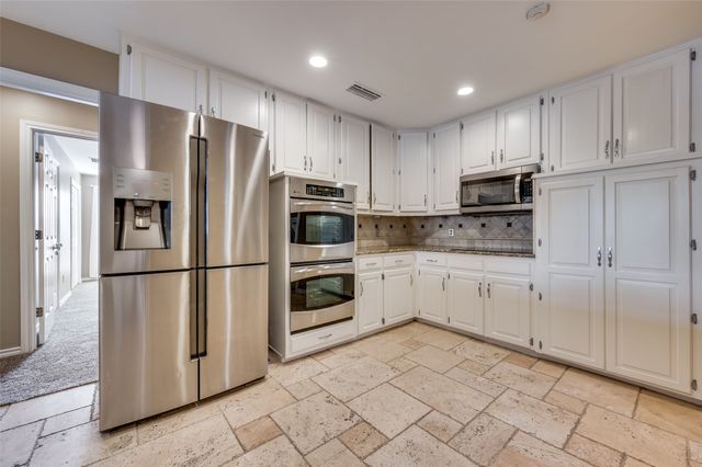 6049 Hillcrest Avenue A, University Park, TX 75205