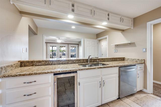 6049 Hillcrest Avenue A, University Park, TX 75205