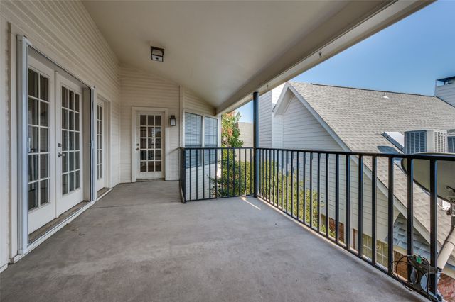 6049 Hillcrest Avenue A, University Park, TX 75205