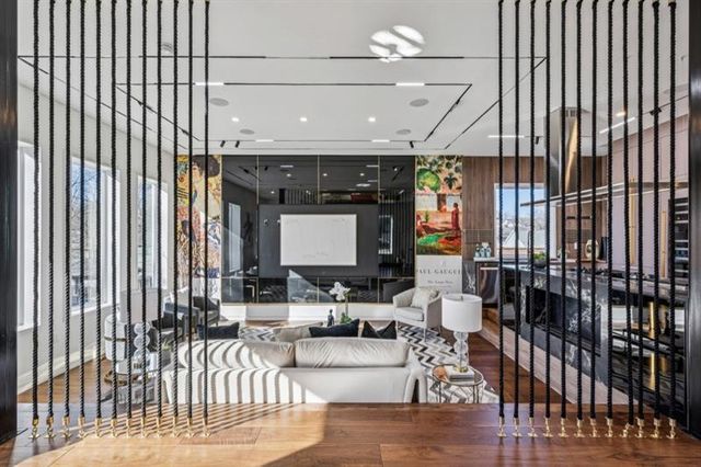 204 South SE Avenue, Atlanta, GA 30315