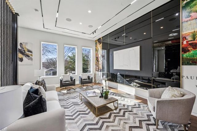 204 South SE Avenue, Atlanta, GA 30315