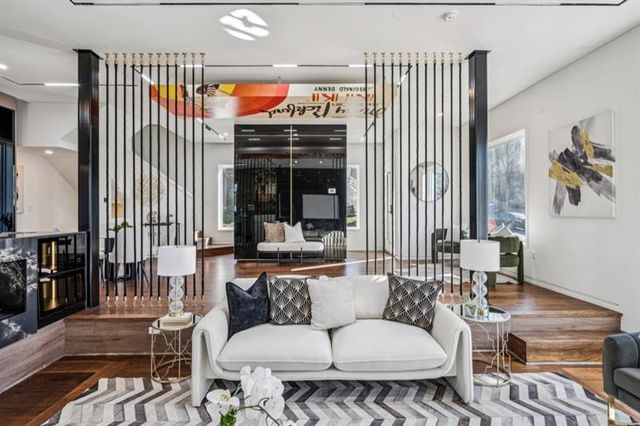 204 South SE Avenue, Atlanta, GA 30315