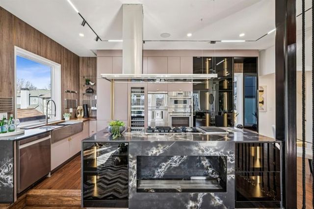 204 South SE Avenue, Atlanta, GA 30315