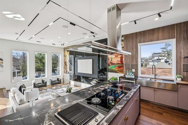 204 South SE Avenue, Atlanta, GA 30315