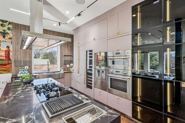 204 South SE Avenue, Atlanta, GA 30315