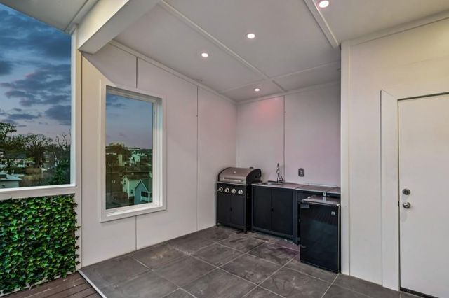 204 South SE Avenue, Atlanta, GA 30315