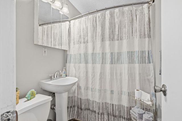 402 Cherry Street, Beech Grove, IN 46107