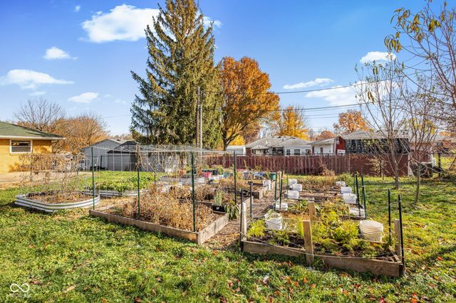 402 Cherry Street, Beech Grove, IN 46107