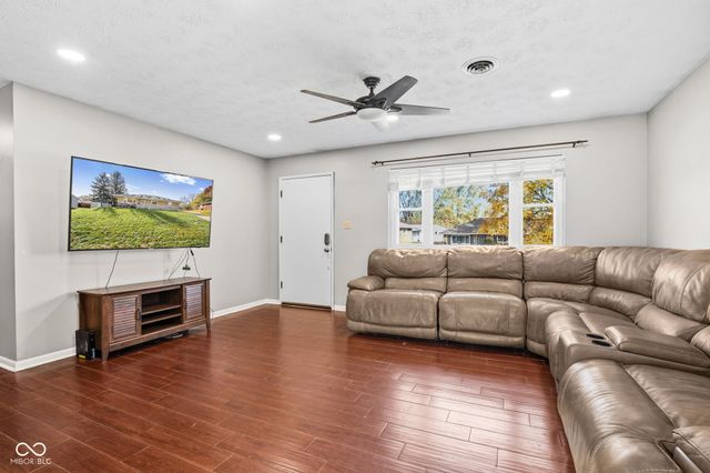 402 Cherry Street, Beech Grove, IN 46107