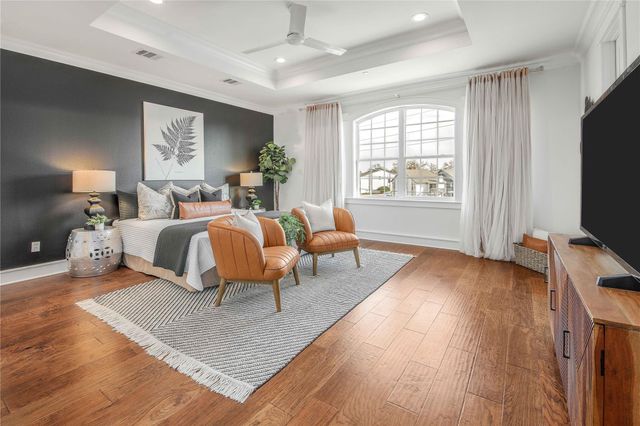 206 Tarrow, College Station, TX 77840